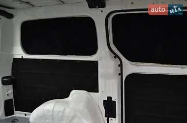 Грузопассажирский фургон Hyundai H-1 2015 в 
