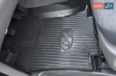 Грузопассажирский фургон Hyundai H-1 2015 в 