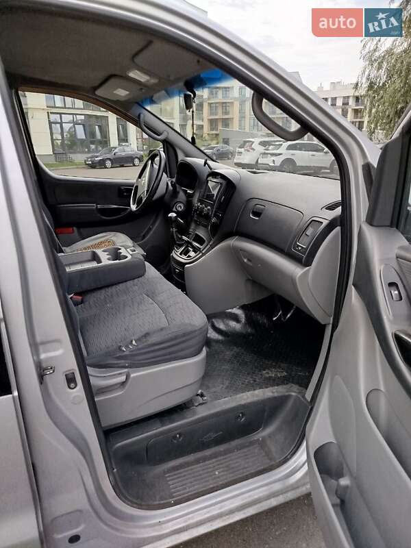 Минивэн Hyundai H-1 2008 в Киеве фото 5 Минивэн Hyundai H-1 2008 в Киеве