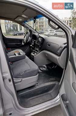 Мінівен Hyundai H-1 2008 в 