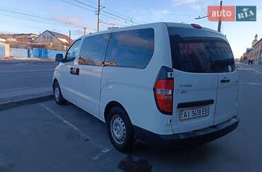 Вантажний фургон Hyundai H-1 2009 в 
