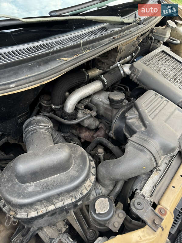 Мінівен Hyundai H-1 2004 в Броварах