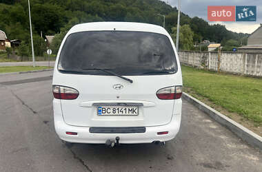 Минивэн Hyundai H-1 2006 в 