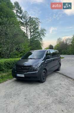 Минивэн Hyundai H-1 2008 в 