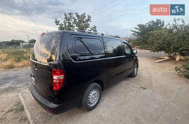 Грузовой фургон Hyundai H-1 2008 в 