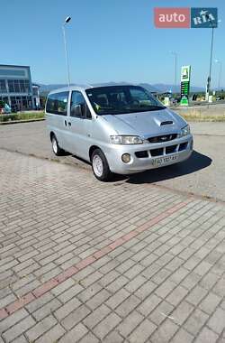 Минивэн Hyundai H-1 2002 в Тячеве