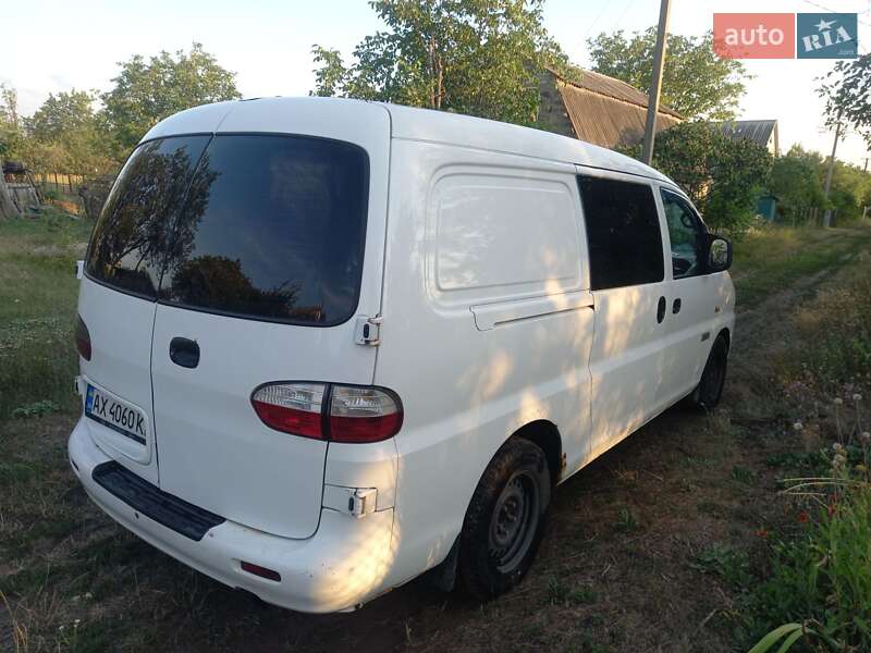 Минивэн Hyundai H-1 2005 в Харькове фото 7 Минивэн Hyundai H-1 2005 в Харькове