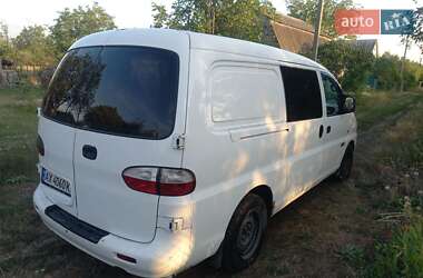 Минивэн Hyundai H-1 2005 в 