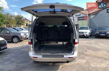 Минивэн Hyundai H-1 2006 в 