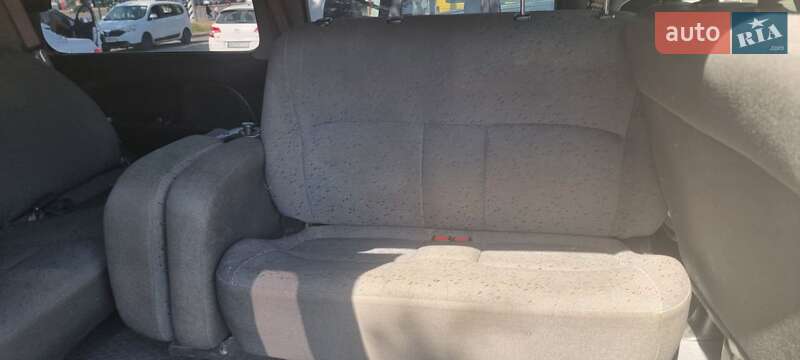 Минивэн Hyundai H-1 2003 в Одессе фото 5 Минивэн Hyundai H-1 2003 в Одессе