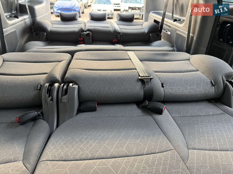 Минивэн Hyundai H-1 2020 в Киеве фото 32 Минивэн Hyundai H-1 2020 в Киеве