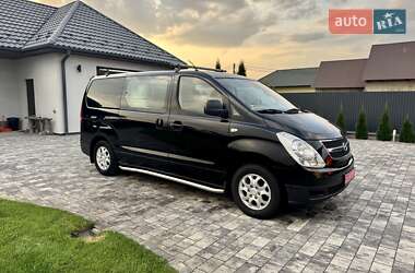 Минивэн Hyundai H-1 2011 в 