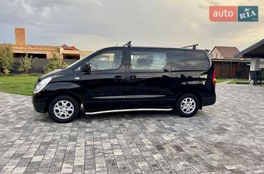 Минивэн Hyundai H-1 2011 в 