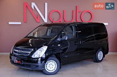 Минивэн Hyundai H-1 2011 в Одессе