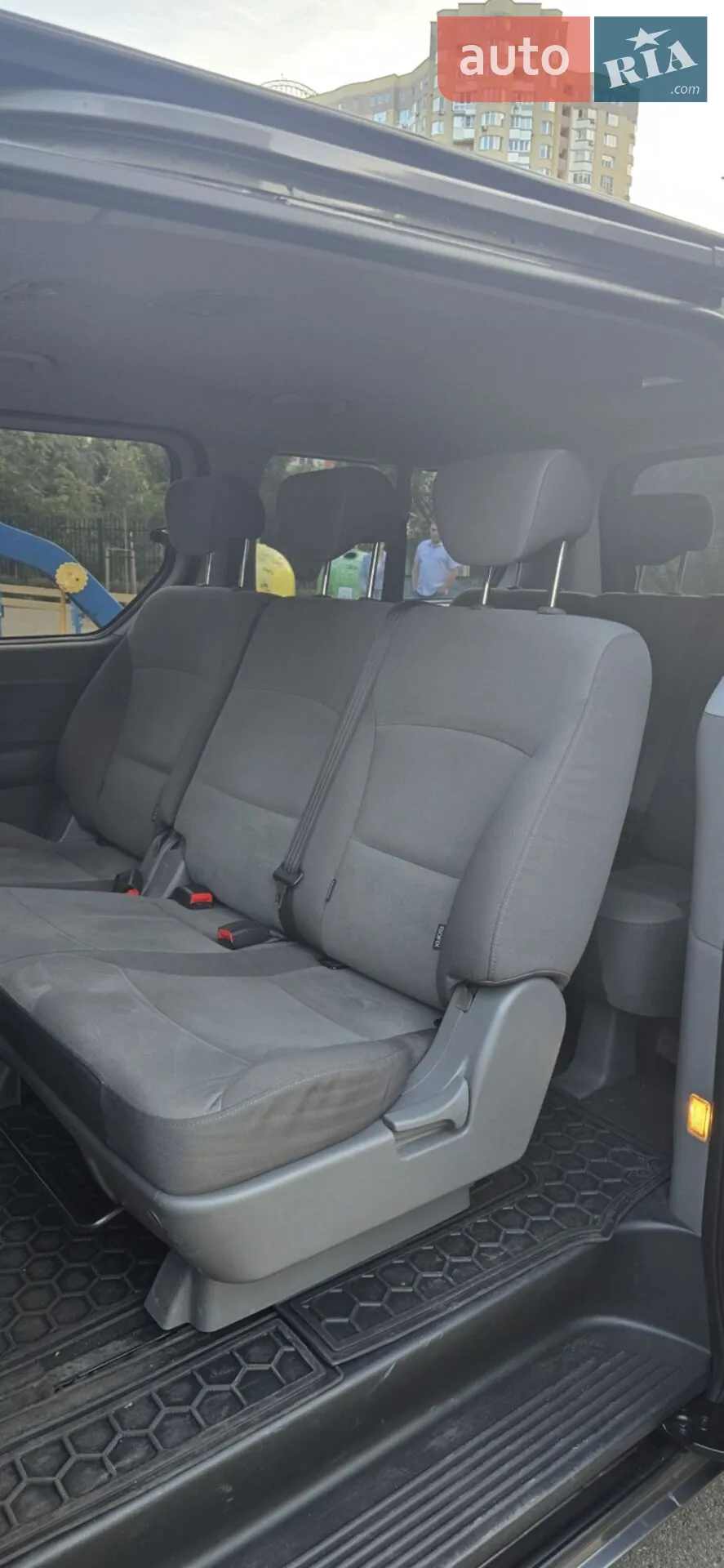 2010 Hyundai Starex (H-1) - мініатюра 3