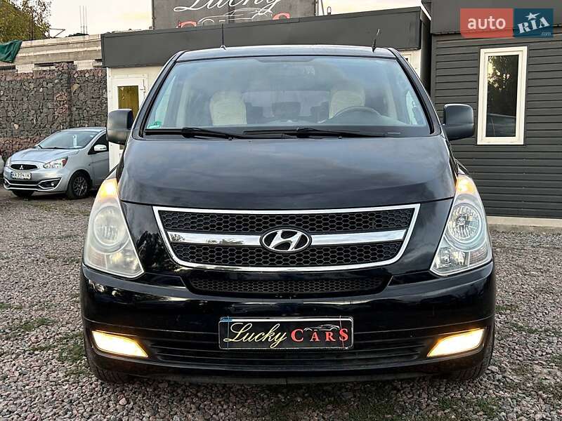 Минивэн Hyundai H-1 2012 в Одессе