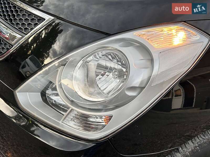 Минивэн Hyundai H-1 2012 в Одессе