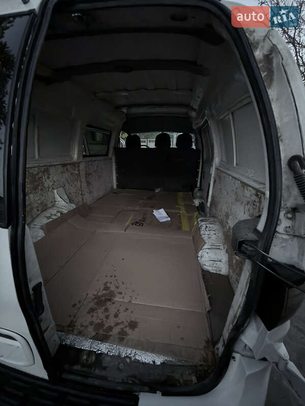 Вантажний фургон Hyundai H-1 2005 в Одесі