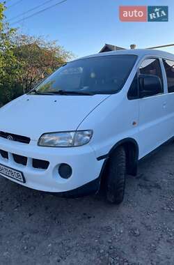 Минивэн Hyundai H-1 2000 в Подольске