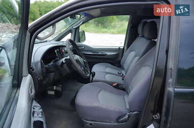 Минивэн Hyundai H-1 2005 в 