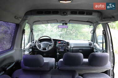 Минивэн Hyundai H-1 2005 в 