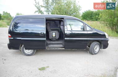 Минивэн Hyundai H-1 2005 в 
