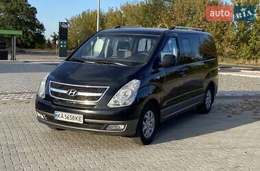 Минивэн Hyundai H-1 2008 в 
