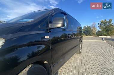 Минивэн Hyundai H-1 2008 в 