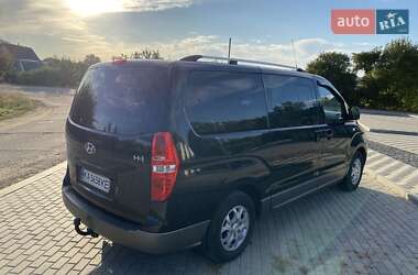 Минивэн Hyundai H-1 2008 в 