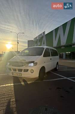 Минивэн Hyundai H-1 2006 в 