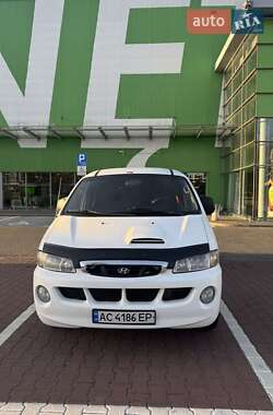 Минивэн Hyundai H-1 2006 в 