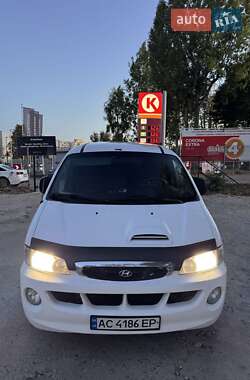 Минивэн Hyundai H-1 2006 в 