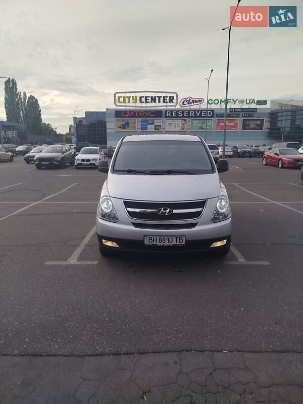 Минивэн Hyundai H-1 2008 в Одессе