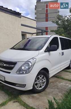 Минивэн Hyundai H-1 2012 в 