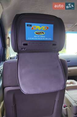 Минивэн Hyundai H-1 2012 в 