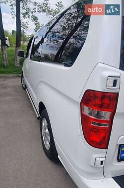 Минивэн Hyundai H-1 2008 в 