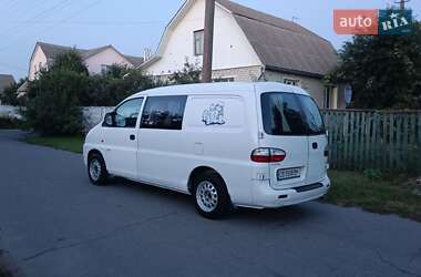 Вантажопасажирський фургон Hyundai H-1 2005 в Мені