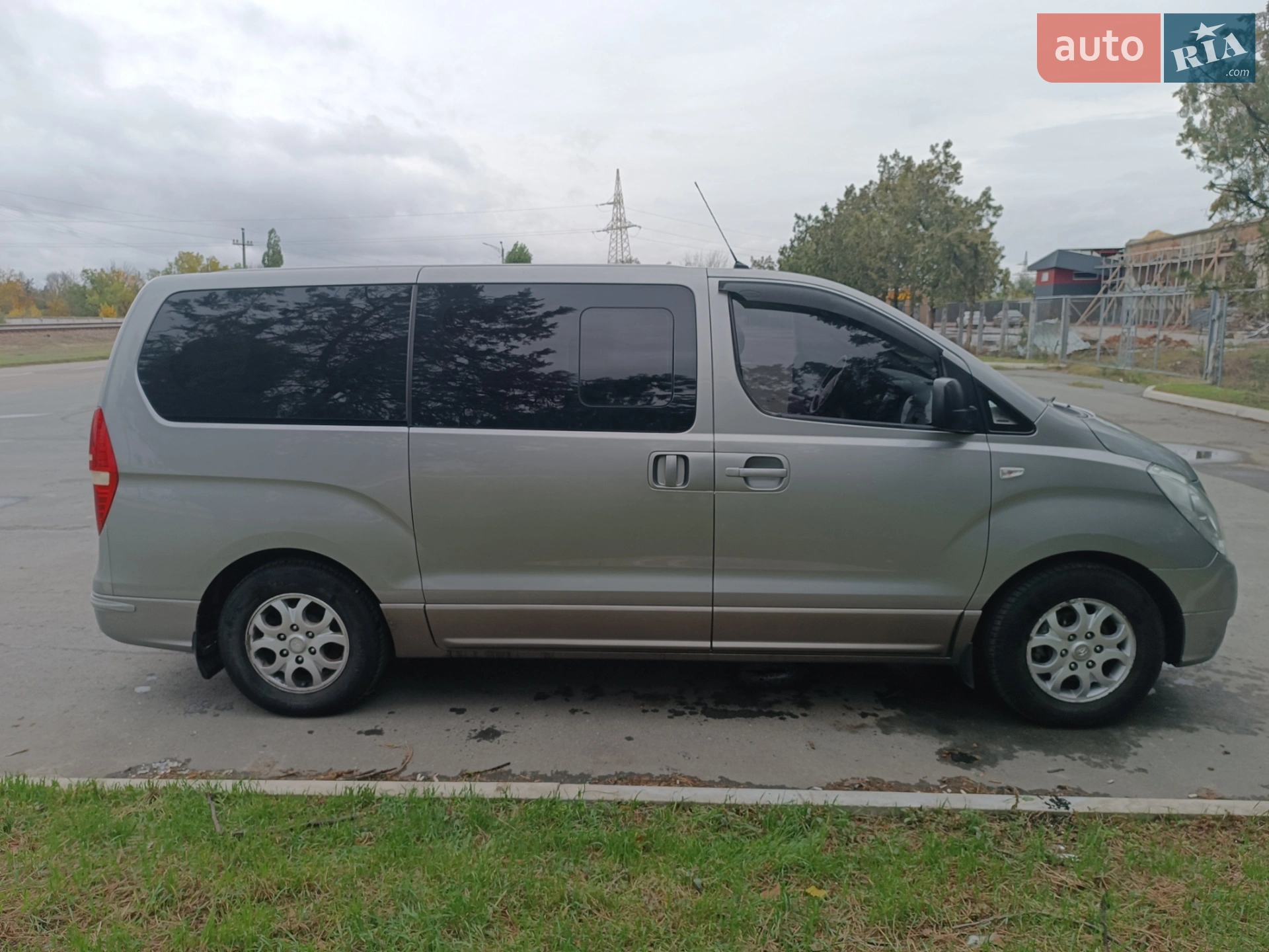 2010 Hyundai Starex (H-1) - мініатюра 2