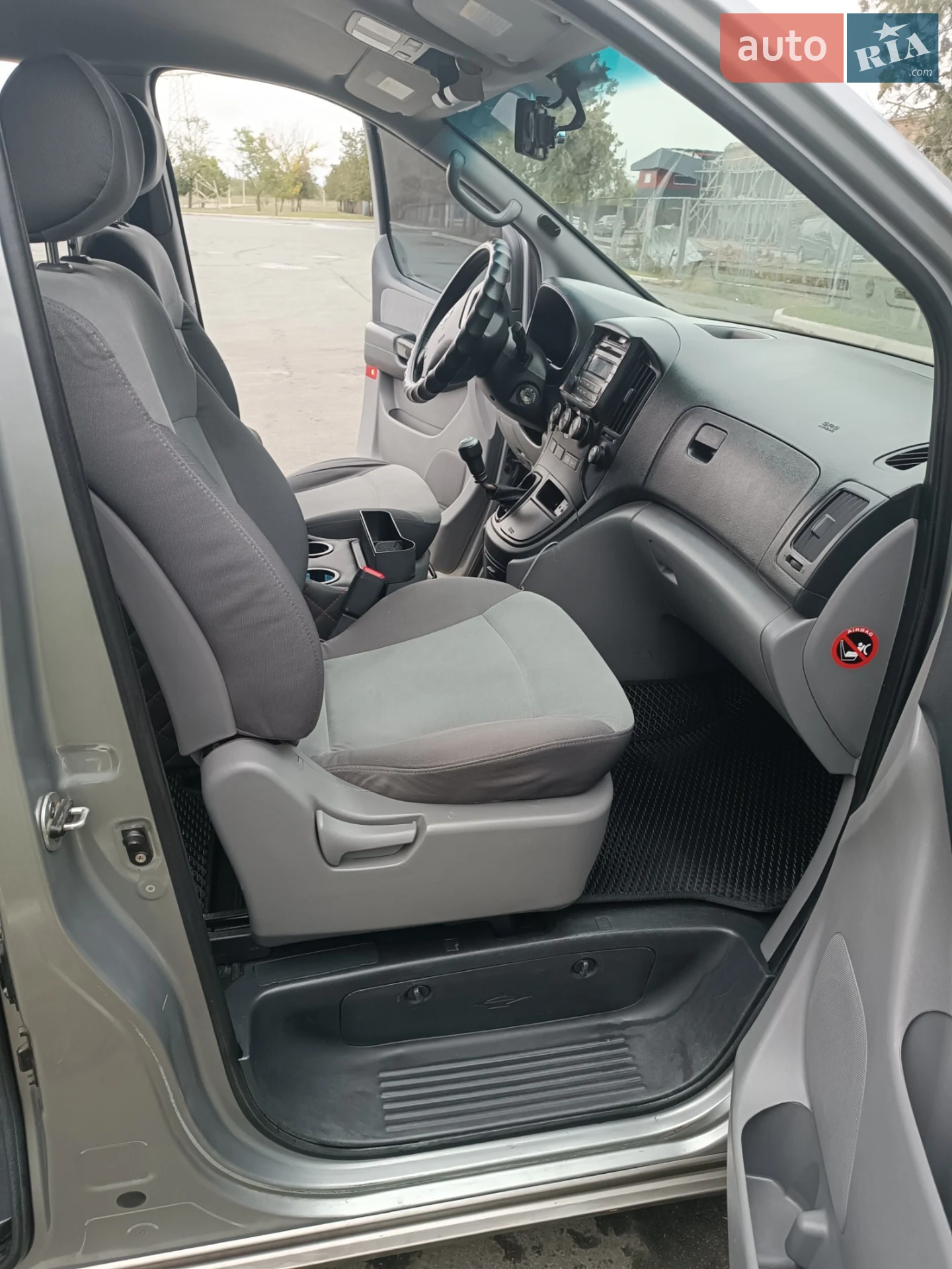 2010 Hyundai Starex (H-1) - мініатюра 3