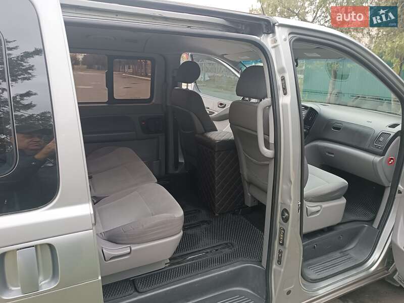Минивэн Hyundai H-1 2010 в Измаиле