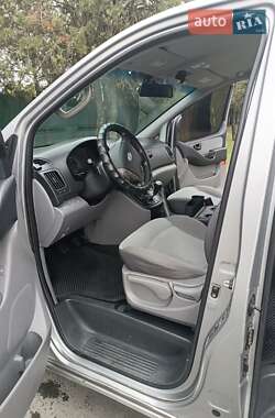 Минивэн Hyundai H-1 2010 в 
