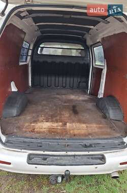 Грузовой фургон Hyundai H-1 2006 в 