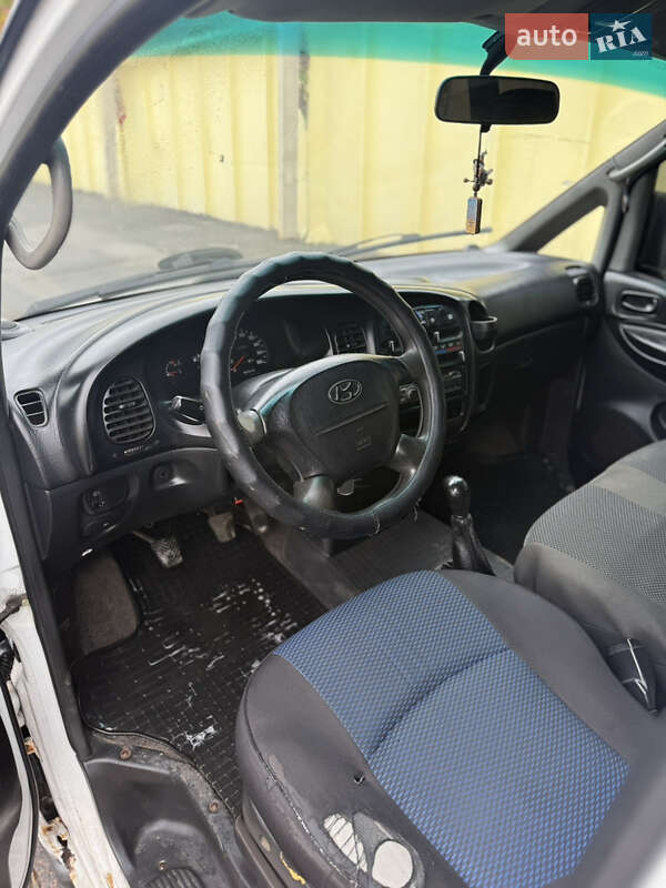 Минивэн Hyundai H-1 1999 в Харькове