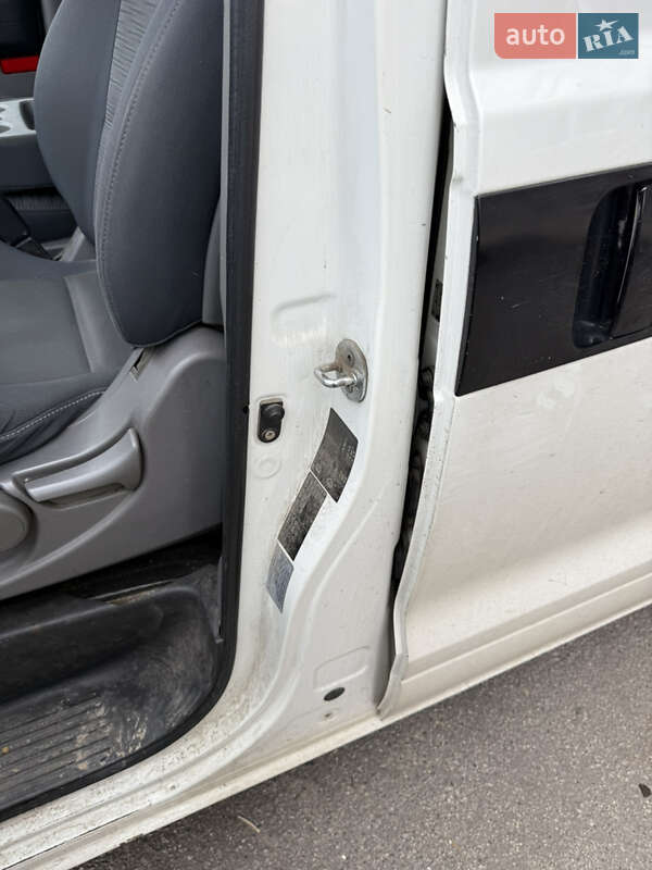 Вантажний фургон Hyundai H-1 2010 в Харкові фото 9 Вантажний фургон Hyundai H-1 2010 в Харкові