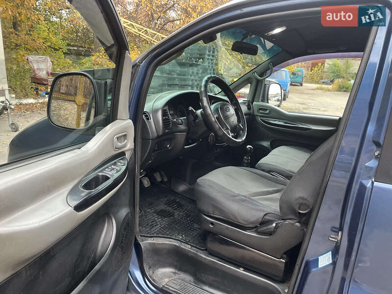 Вантажний фургон Hyundai H-1 2006 в Білій Церкві фото 5 Вантажний фургон Hyundai H-1 2006 в Білій Церкві