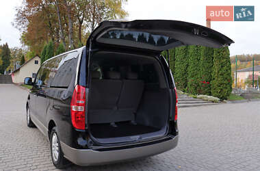 Мінівен Hyundai H-1 2016 в 