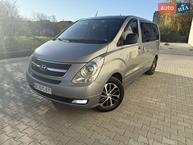 Hyundai H-1 2012