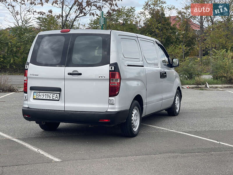 Грузовой фургон Hyundai H-1 2008 в Одессе