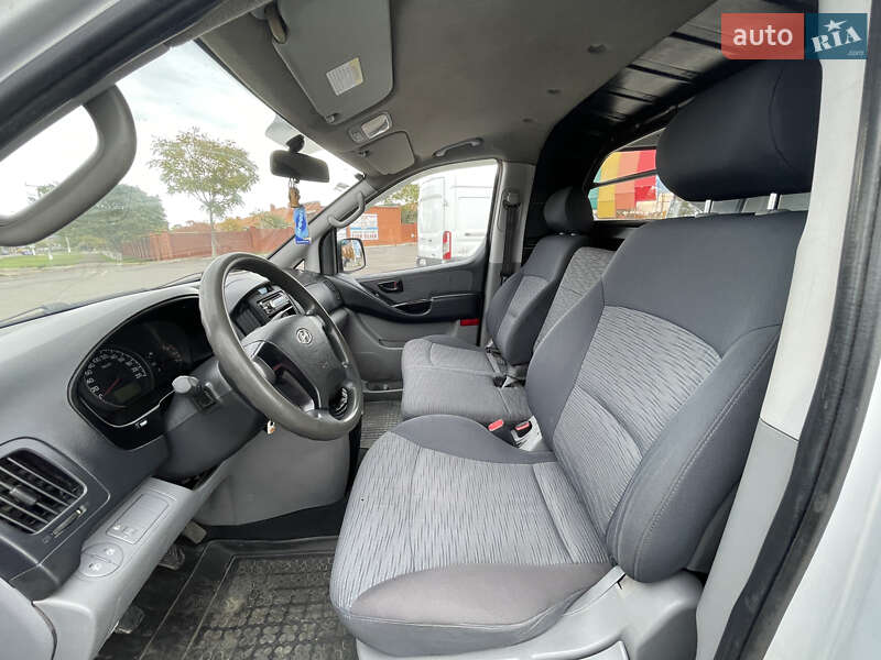 Грузовой фургон Hyundai H-1 2008 в Одессе