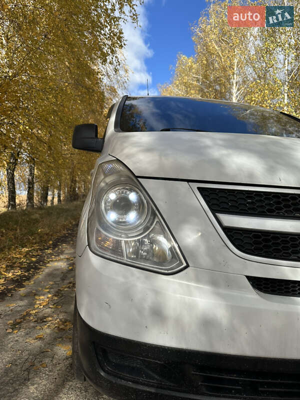 Мінівен Hyundai H-1 2008 в Бару фото 7 Мінівен Hyundai H-1 2008 в Бару